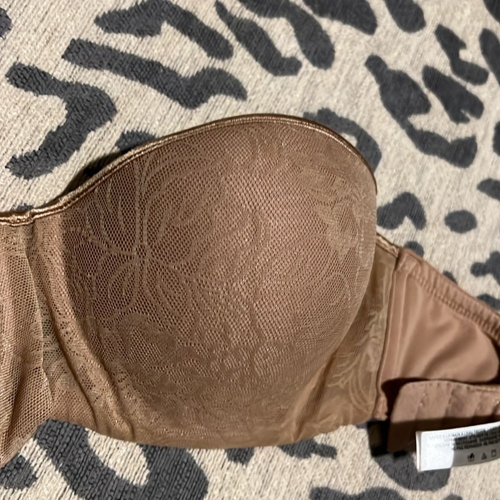 Strapless Bra — Size 34C - Picture 4 of 6